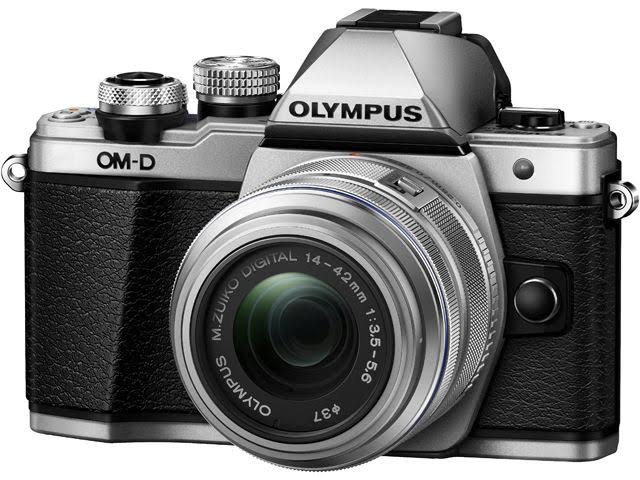 Olympus Bezlusterkowy aparat cyfrowy OM-D E-M10 Mark II z obiektywem EZ 14–42 mm (srebrny)
