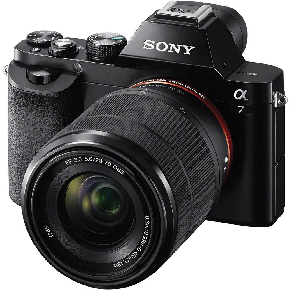Sony a7 Pełnoklatkowy bezlusterkowy aparat cyfrowy z obiektywem 28–70 mm